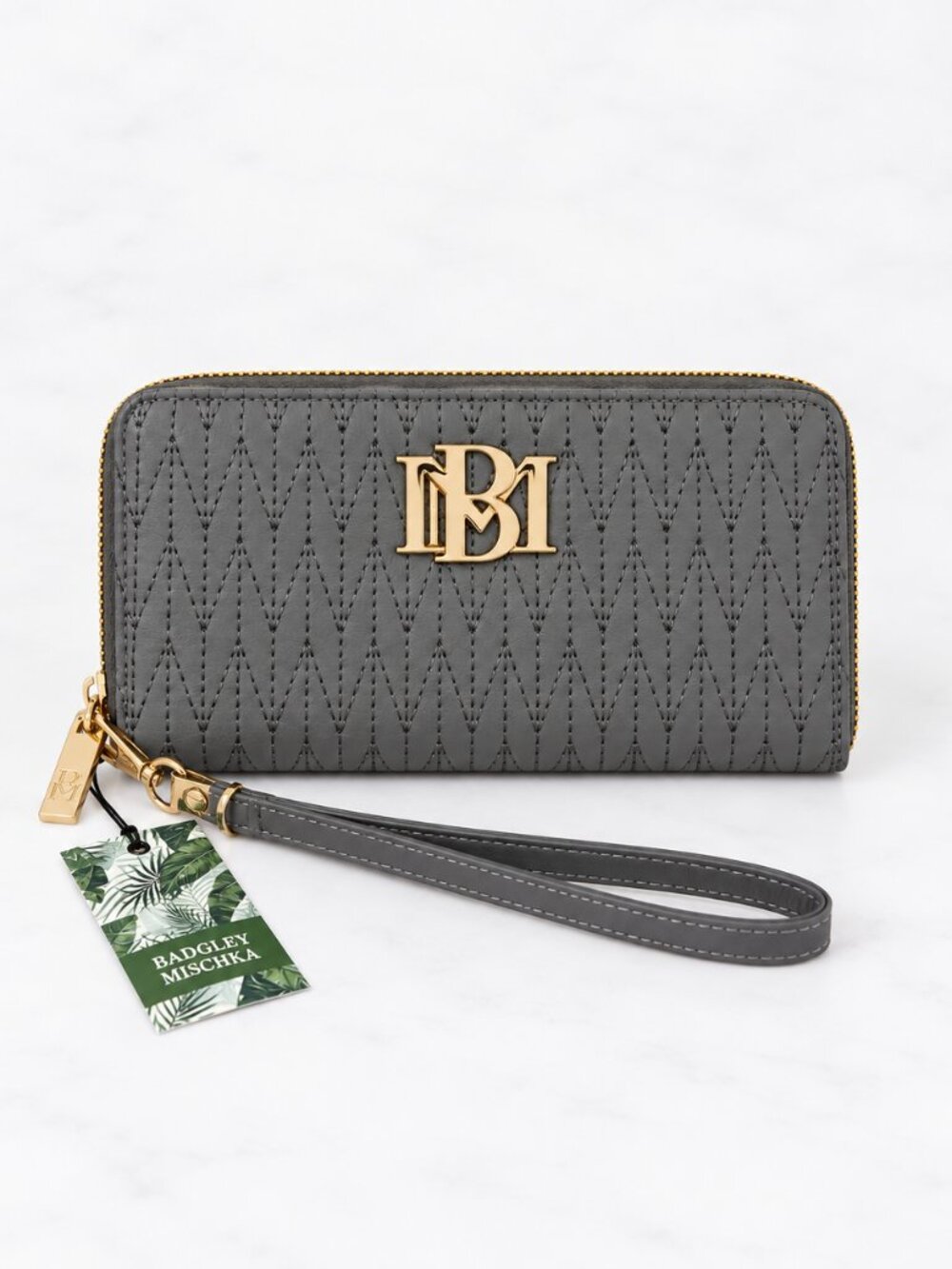 NWT Badgley Mischka Gray Quilted Wallet Wristlet Phone Pocket